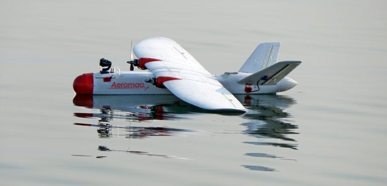Maritime fixed-wing UAV performing water landing zone approach